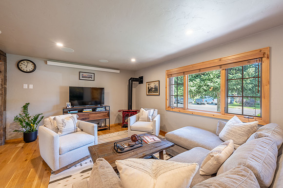 295Crabtree_JGPhoto-3