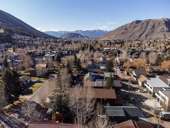 667KellyDrone_JGPhoto-5
