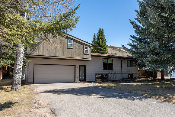 40NelsonDr_JGPhoto-1