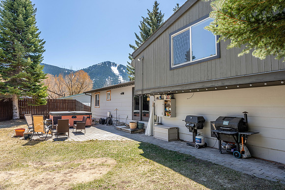 40NelsonDr_JGPhoto-13