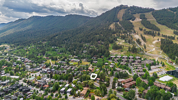 512EKellyDrone_JGPhoto-12 copy