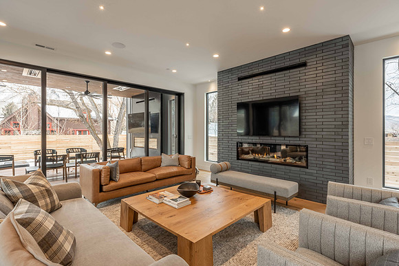 245MooseSt_JGPhoto-26