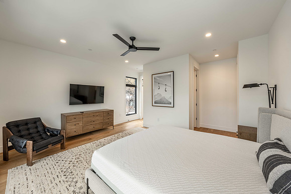 245MooseSt_JGPhoto-37