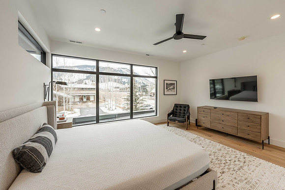 245MooseSt_JGPhoto-38