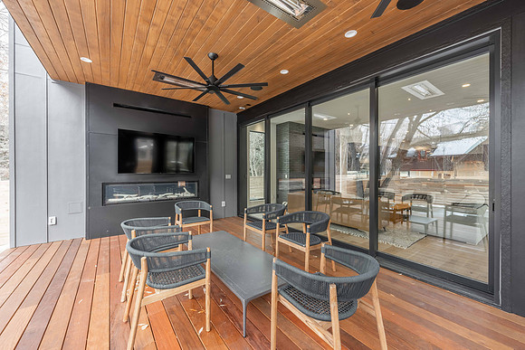 245MooseSt_JGPhoto-59