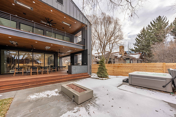245MooseSt_JGPhoto-62