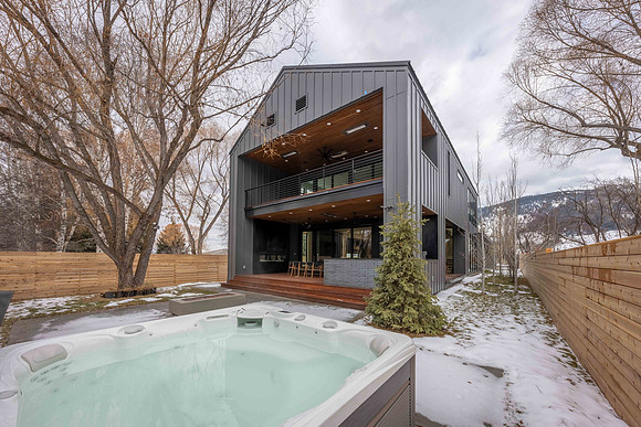 245MooseSt_JGPhoto-64