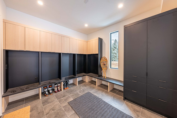 245MooseSt_JGPhoto-68