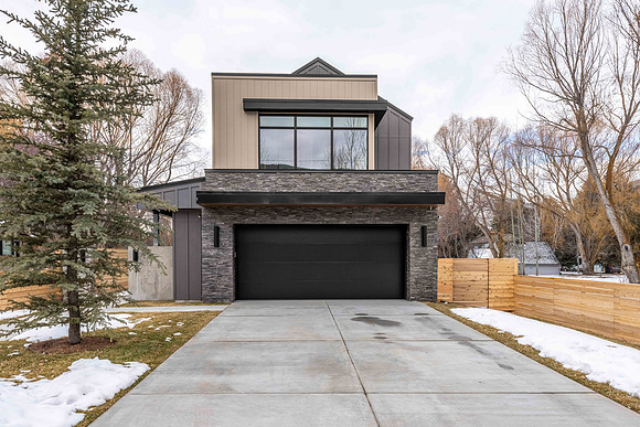 245MooseSt_JGPhoto-70