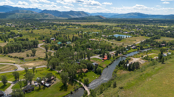 5490BlueMountainDrone_JGPhoto-5