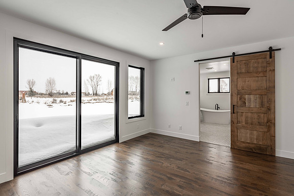 750Ponderosa_JGPhoto-28