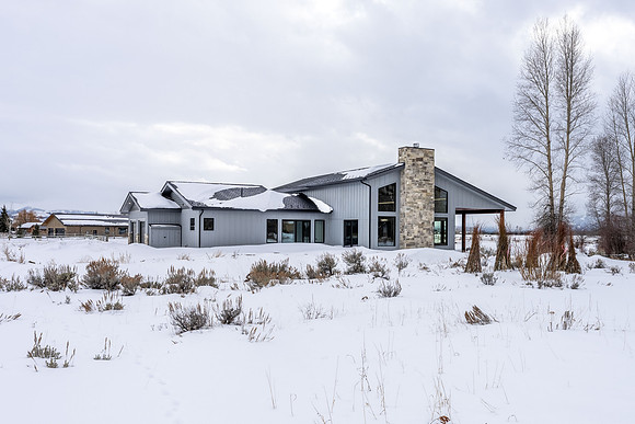 750Ponderosa_JGPhoto-42