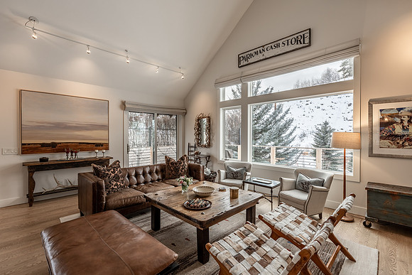 1325W_JGPhoto-3