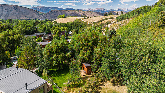 640CedarDrone_JGPhoto-7