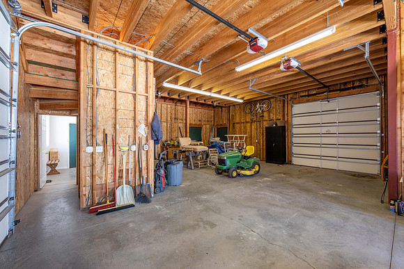 2711E5000Barn_JGPhoto-2