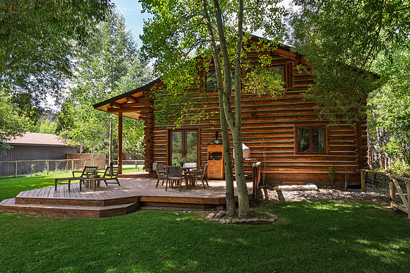 640Cedar_JGPhoto-40