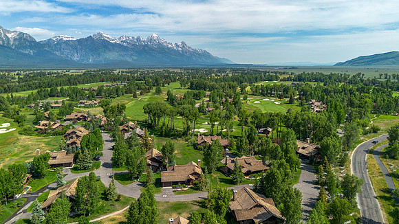 5862ConeflowerDrone_JGPhoto-16