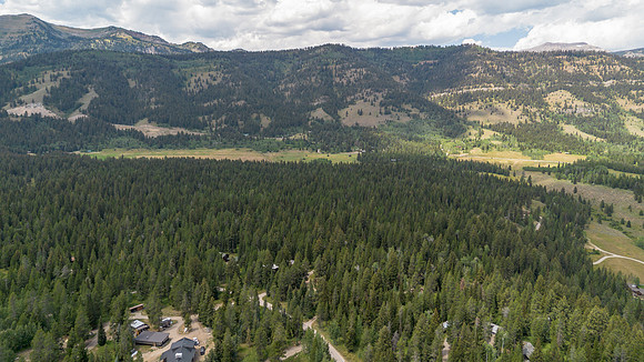 6255HeckofaHillDrone_JGPhoto-14