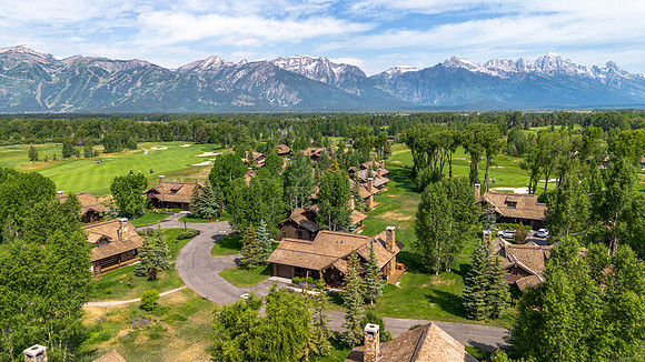 5862ConeflowerDrone_JGPhoto-8