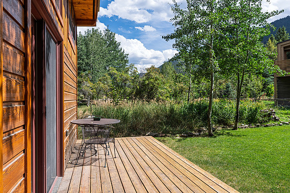 640Cedar_JGPhoto-55