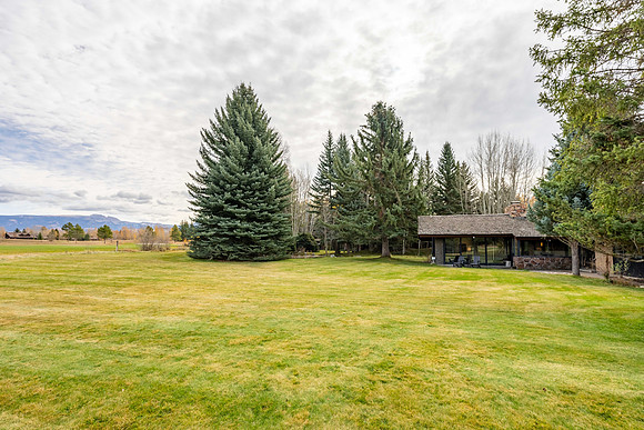 5855Larkspur_JGPhoto-36