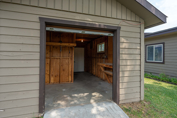 144BlueLakeCir_JGPhoto-27