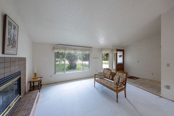 144BlueLakeCir_JGPhoto-2
