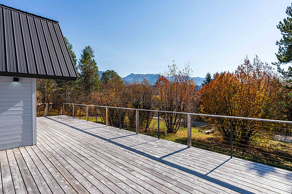 260Hawthorn_JGPhoto-10