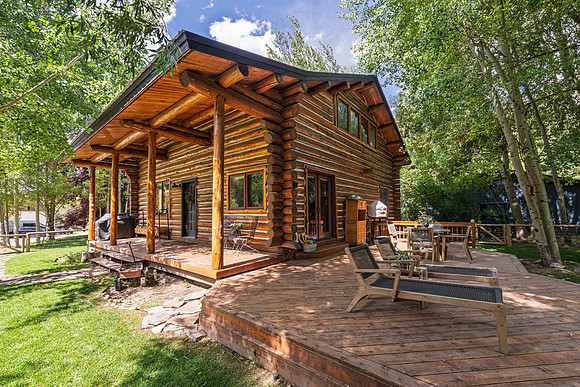 640Cedar_JGPhoto-44