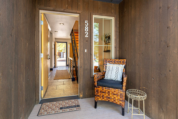 582Hall_JGPhoto-18