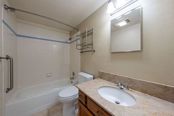 144BlueLakeCir_JGPhoto-10