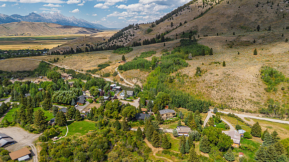 640CedarDrone_JGPhoto-18