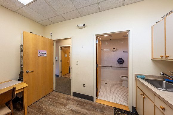 945WBroadway_JGPhoto-22