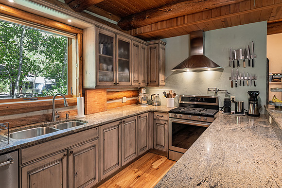 640Cedar_JGPhoto-3