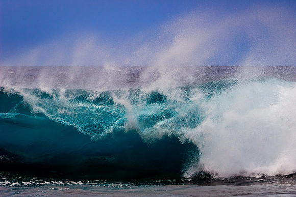 South Point Wave