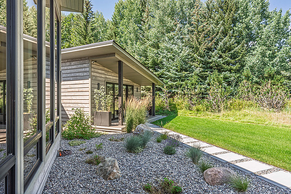 5825Larkspur_JGPhoto-21
