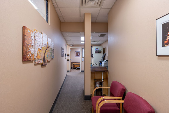 945WBroadway_JGPhoto-11