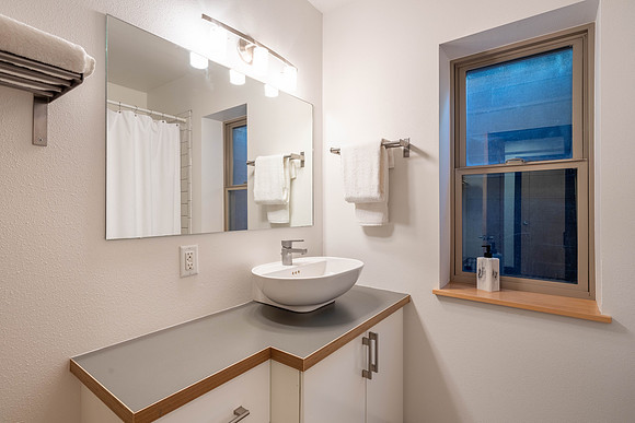 582Hall_JGPhoto-29