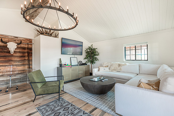 Bondurant Home